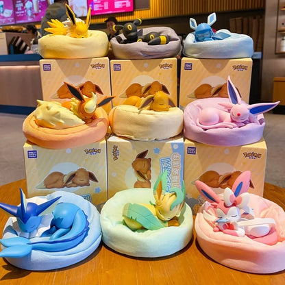 Figurine Pokémon Évoli & Évolutions avec coussin – Plusieurs modèles