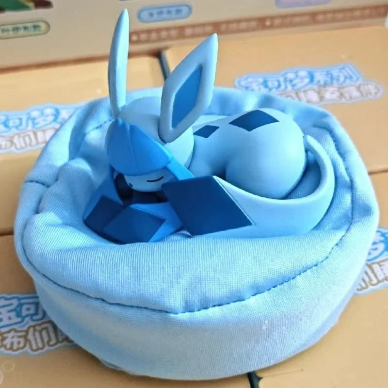Figurine Pokémon Évoli & Évolutions avec coussin – Plusieurs modèles