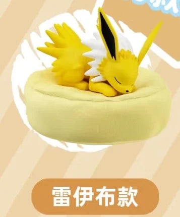 Figurine Pokémon Évoli & Évolutions avec coussin – Plusieurs modèles