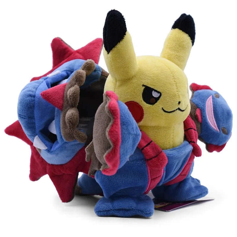 Pokémon – Peluche Pikachu déguisé – 13 variantes à collectionner